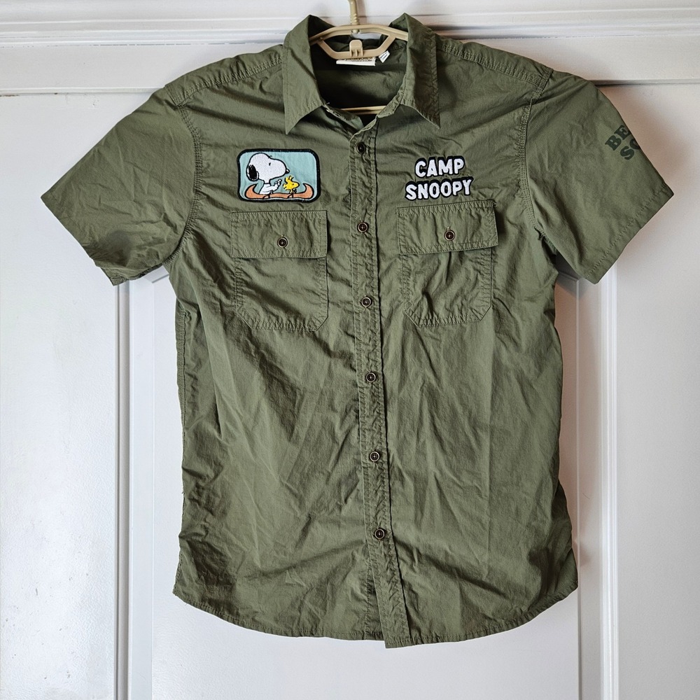 Aeropostale Peanuts Camp Snoopy Beagle Scouts Shirt Size Small Army Green Summer